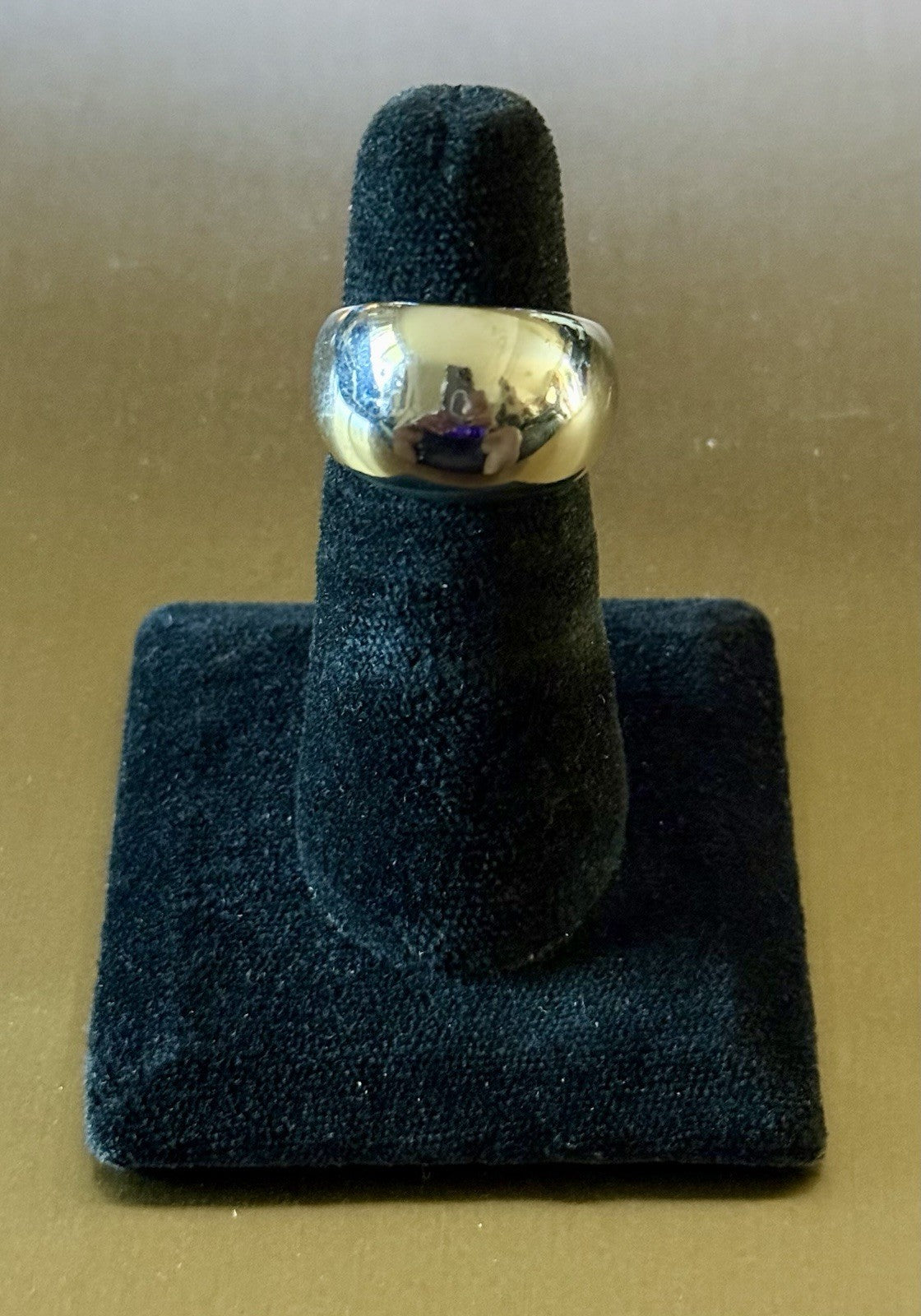 Ladies Silver Tone Ring - Size 8