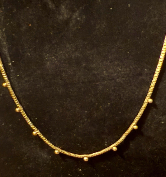 Vintage Gold Tone Necklace 