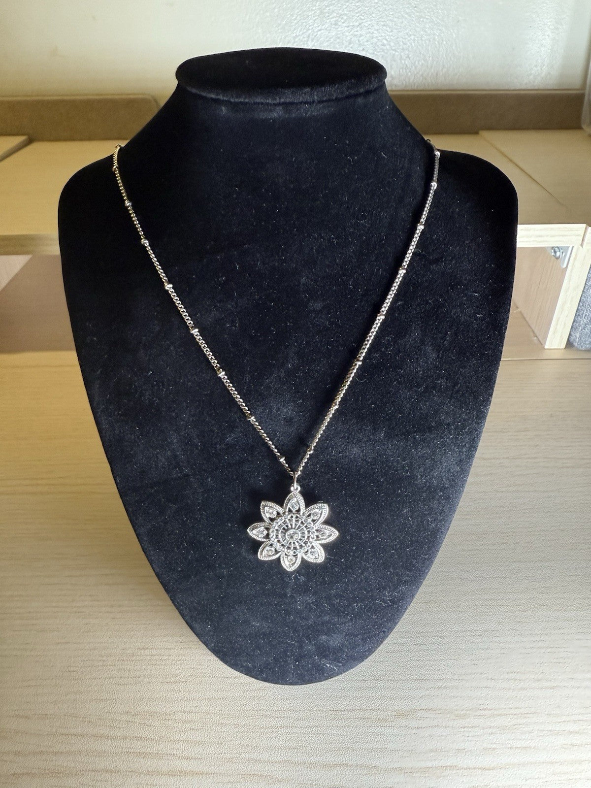 Silver-Toned Flowers Pendant Necklace