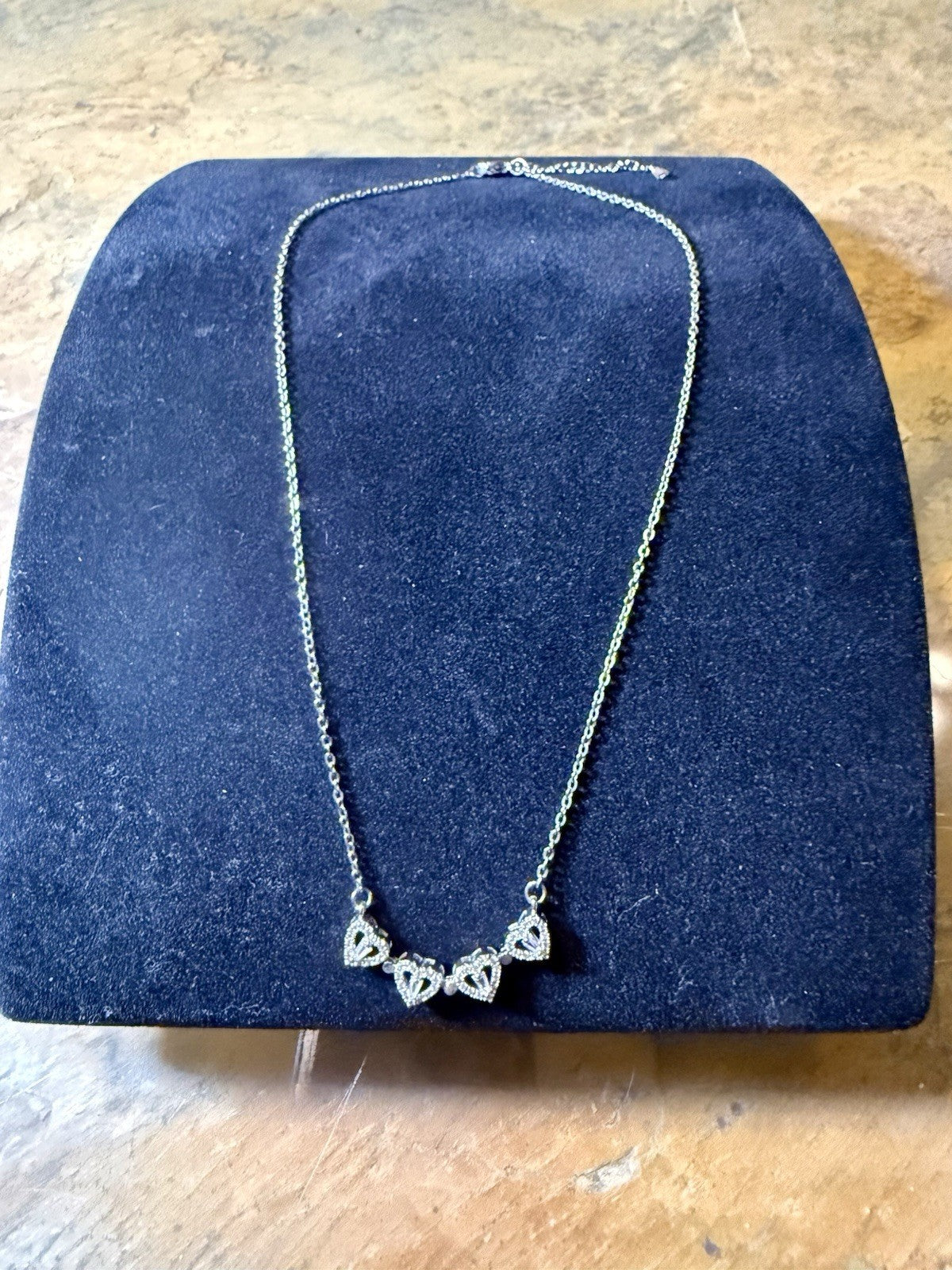 4 Leaf Clover Magnetic Heart Necklace