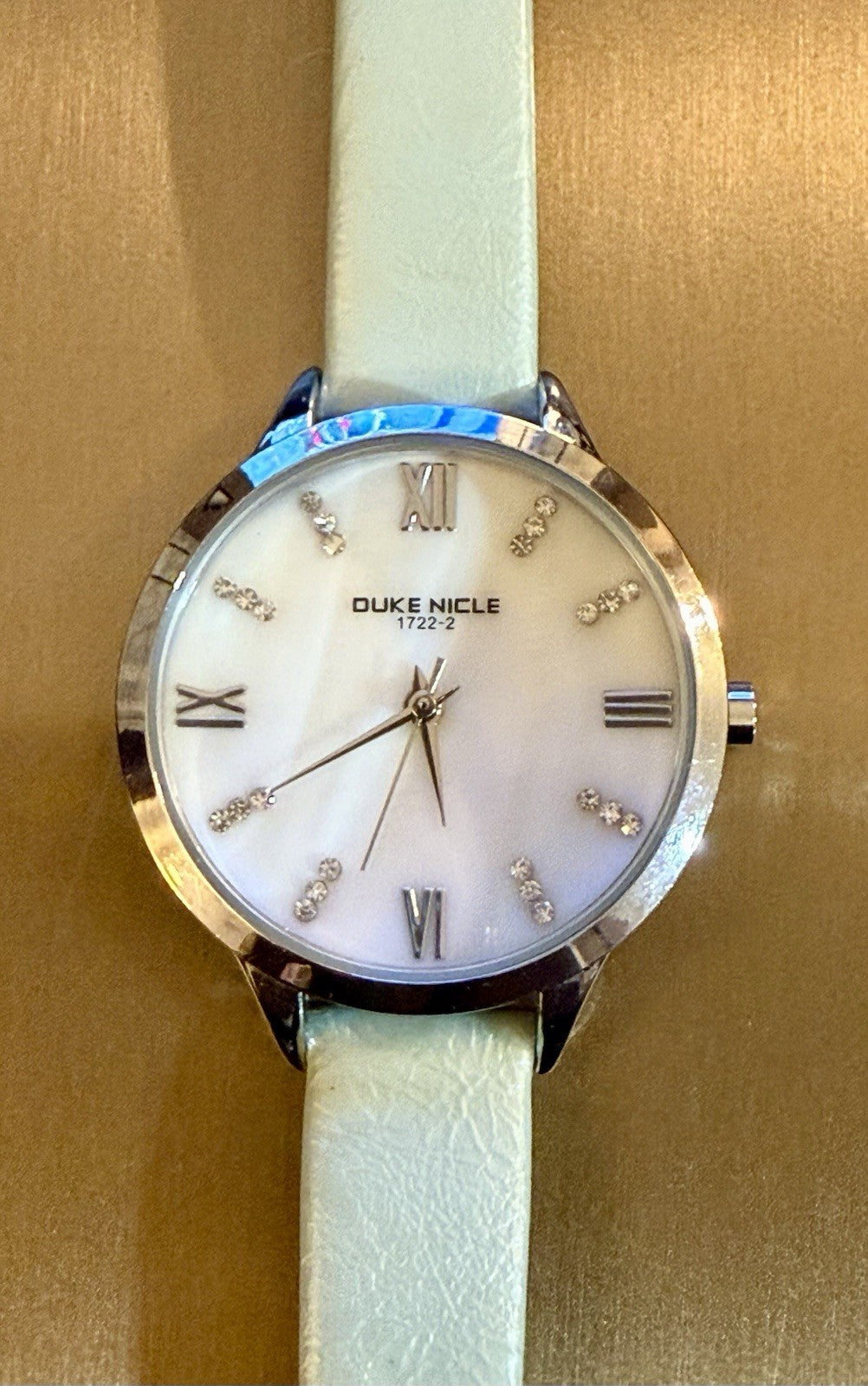 Duke Nicle 1722-2 Analog Watch