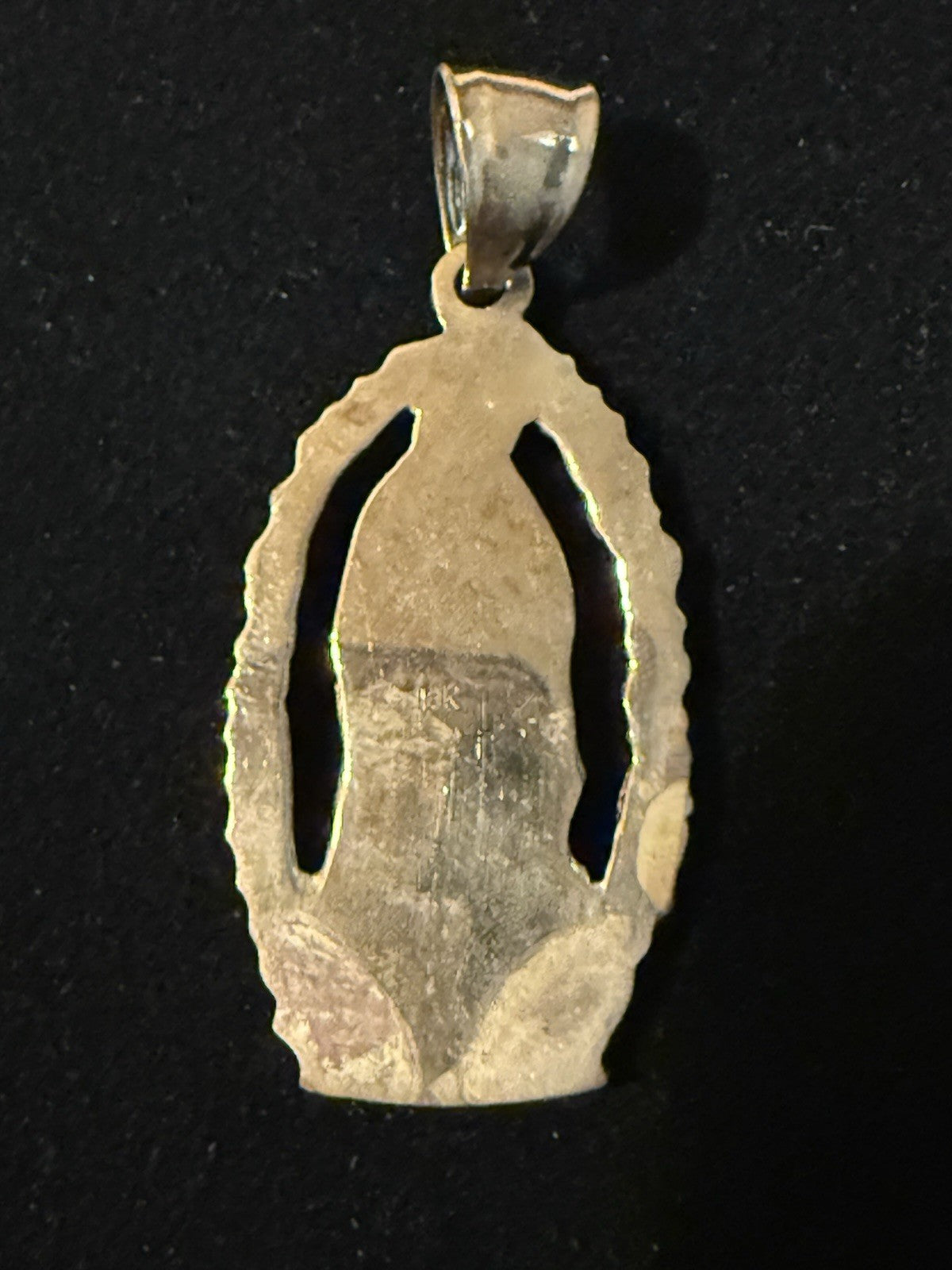 Vintage Gold Tone Virgin Mary Pendant 