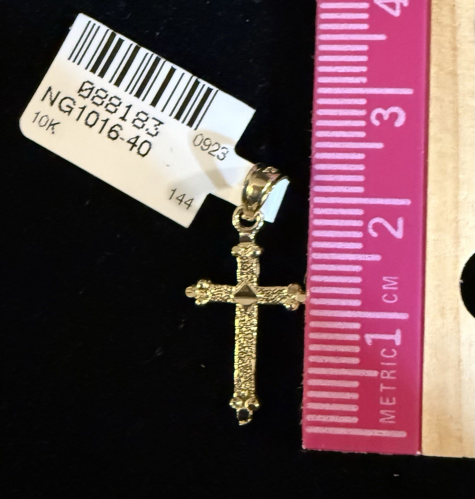Yellow Gold Cross Pendant 10 Karat