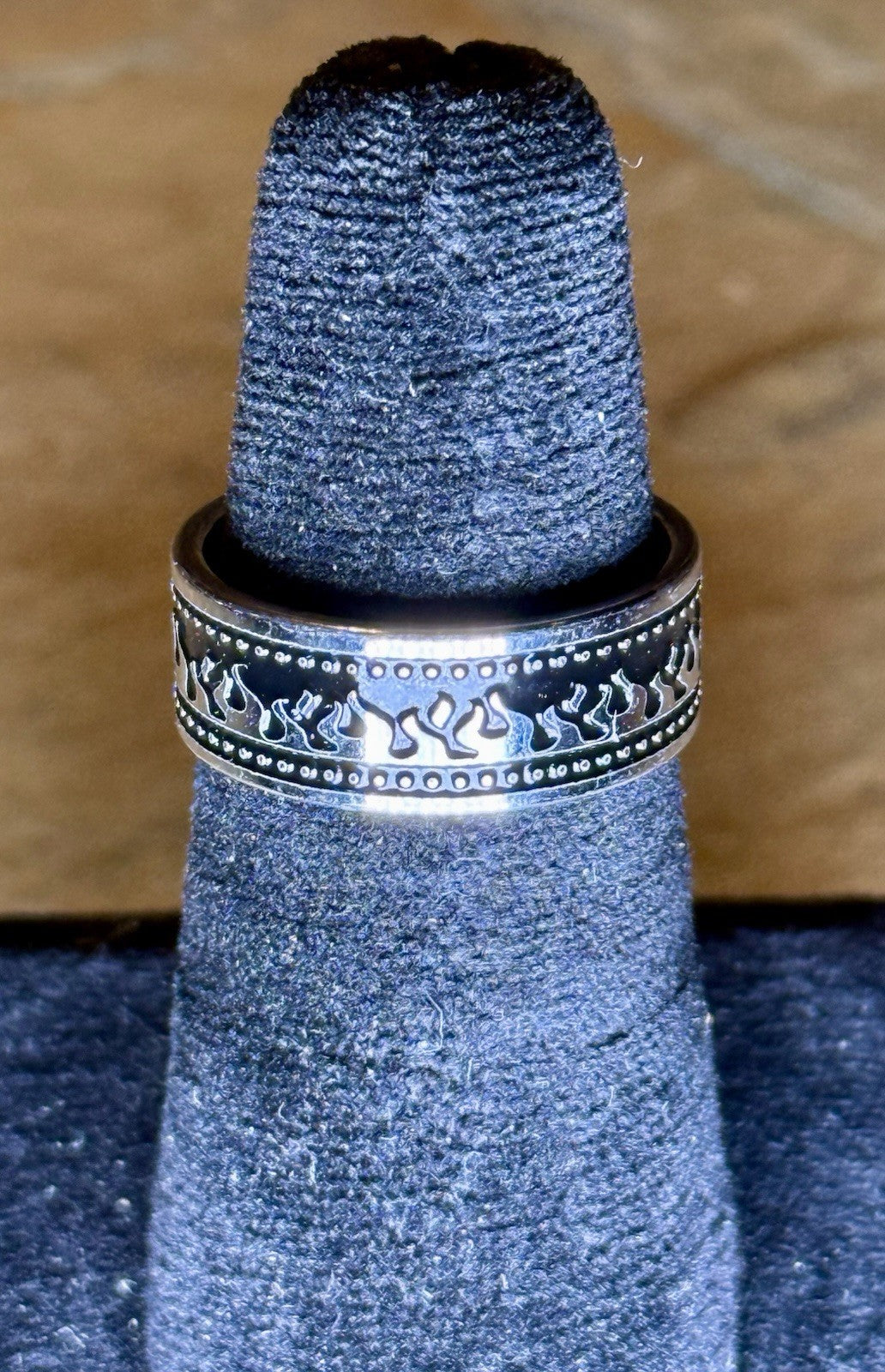 Men’s Stainless Steel Wedding Ring - Size 8
