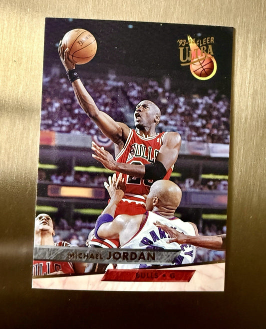 1993-94 Fleer Ultra - Chicago Bulls Featuring Michael Jordan #30