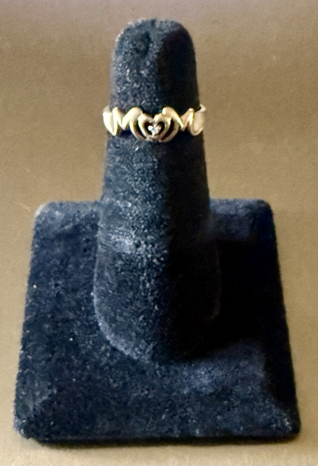 10K Yellow Gold Diamond Mom Ring (1.49g)- Size 6.25