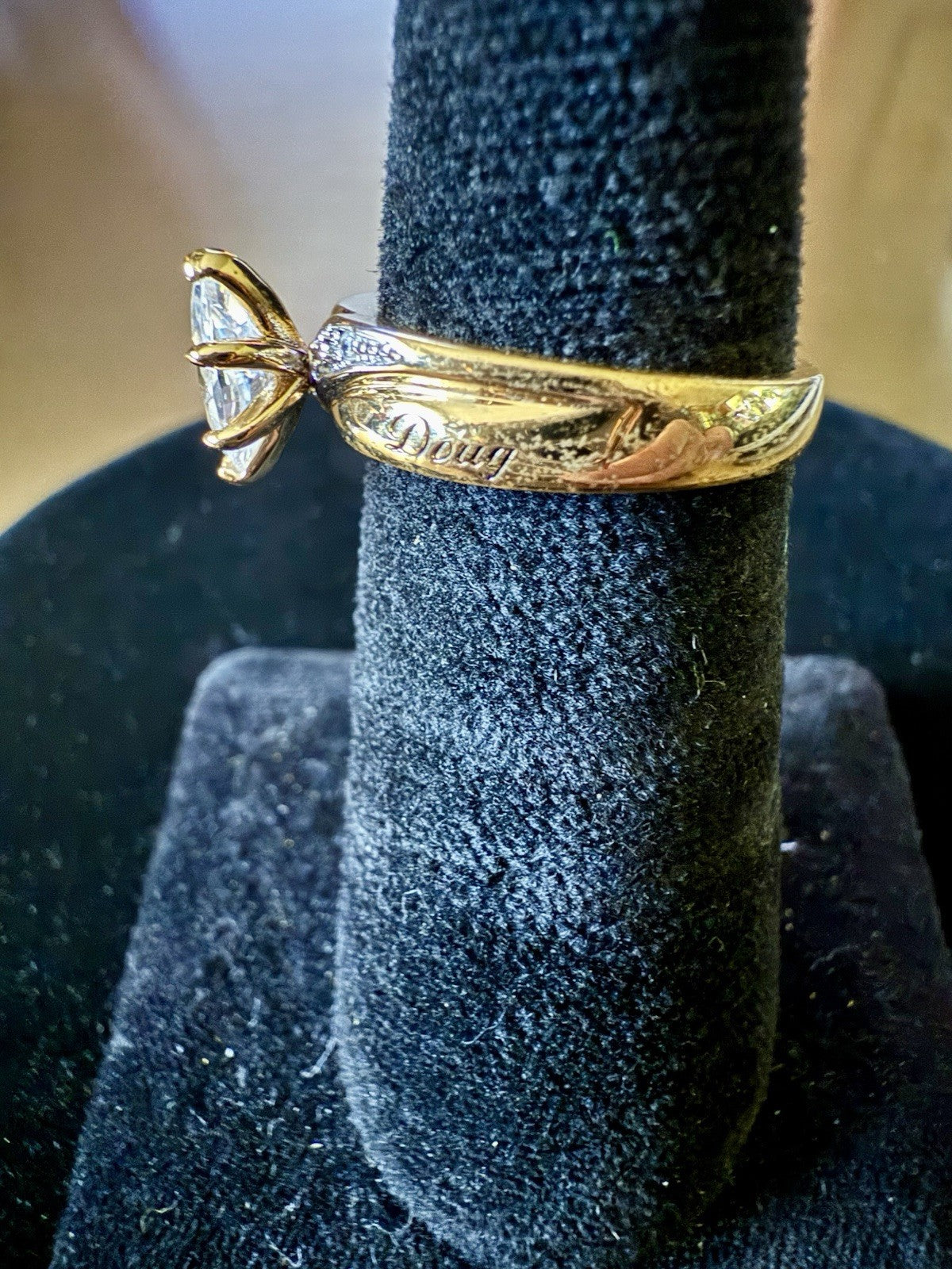 10k Yellow Gold Diamond Ring - Size 7