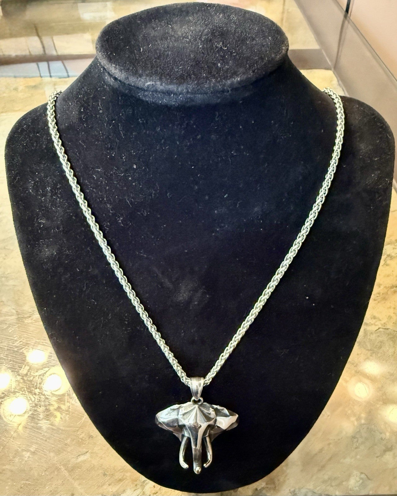 Vintage Elephant Head Pendant Necklace -Bold Sculpture Design W/Chain