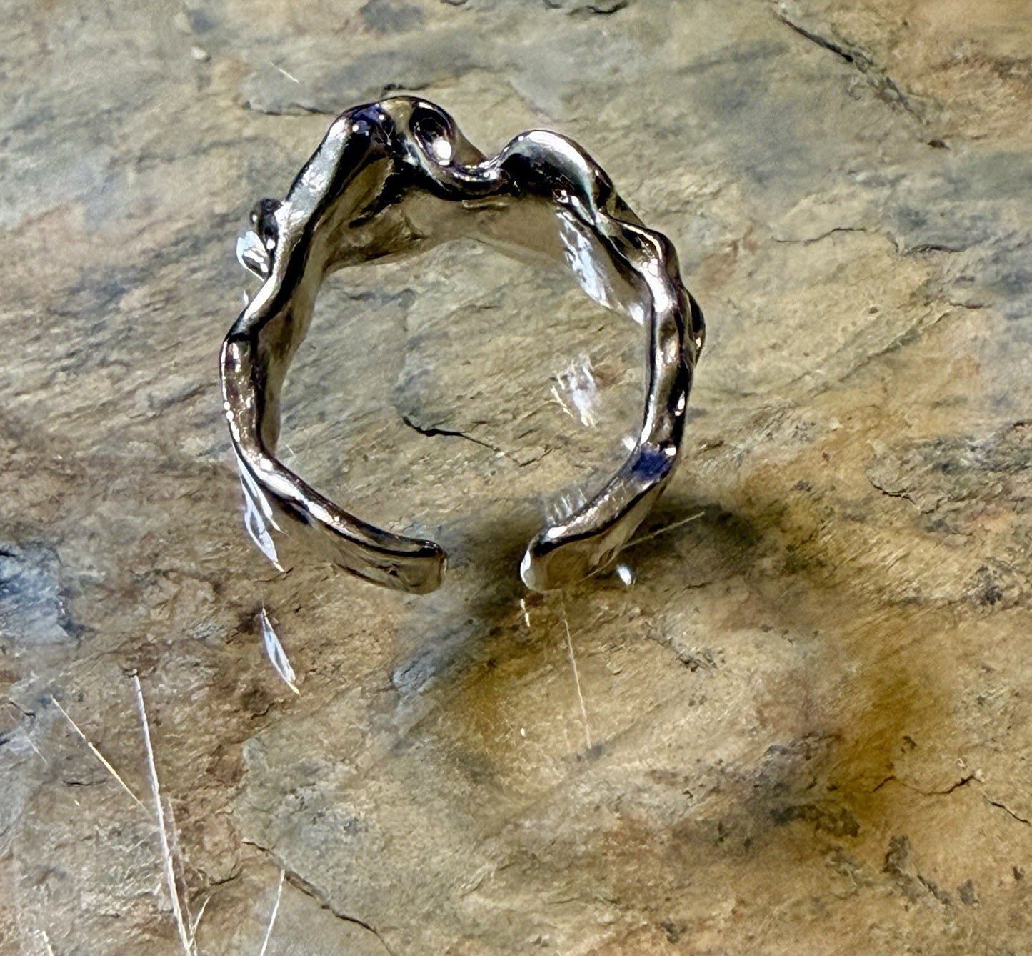 Silvertone Molten Ring- Size 5