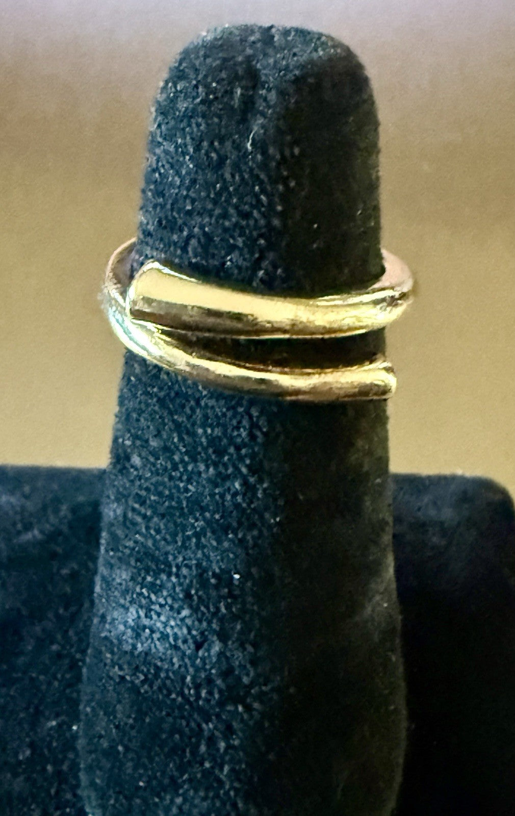 Gold Tone Ring - Size 6