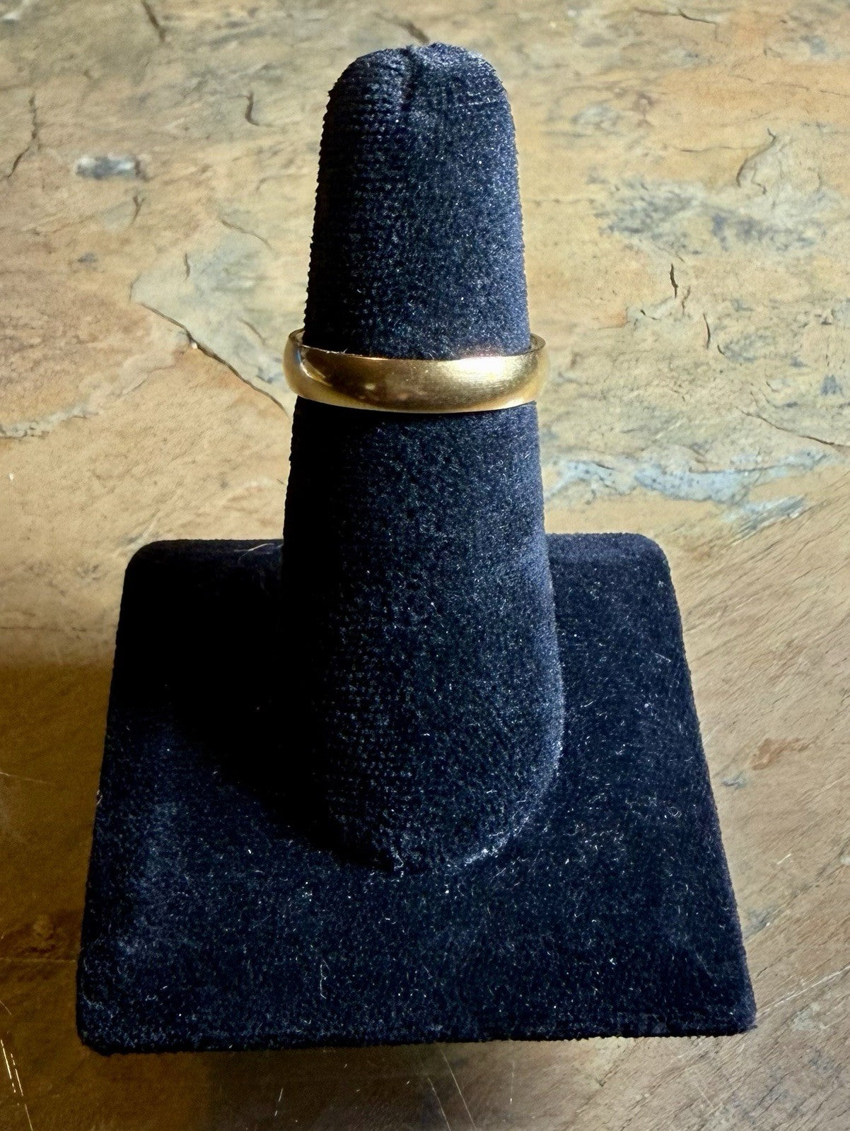 Men’s Gold Tone Stainless Steel Wedding Band - Size 8