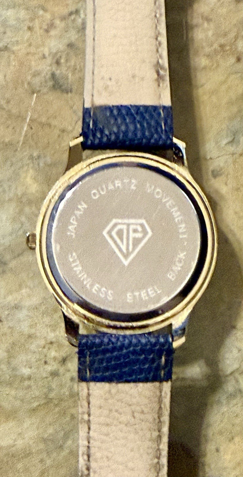 Quartz Watch - Men