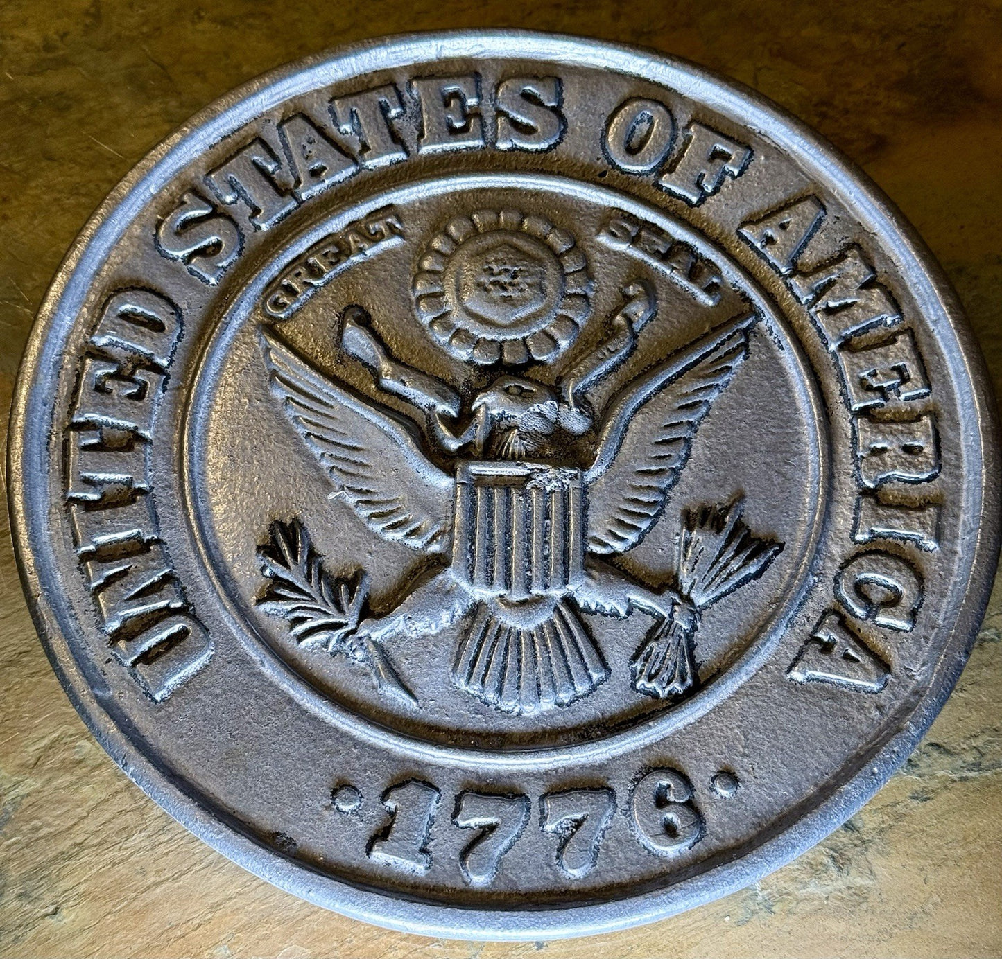 Vintage Pewter Great Seal of The US 1776 Wall Hanging Plate