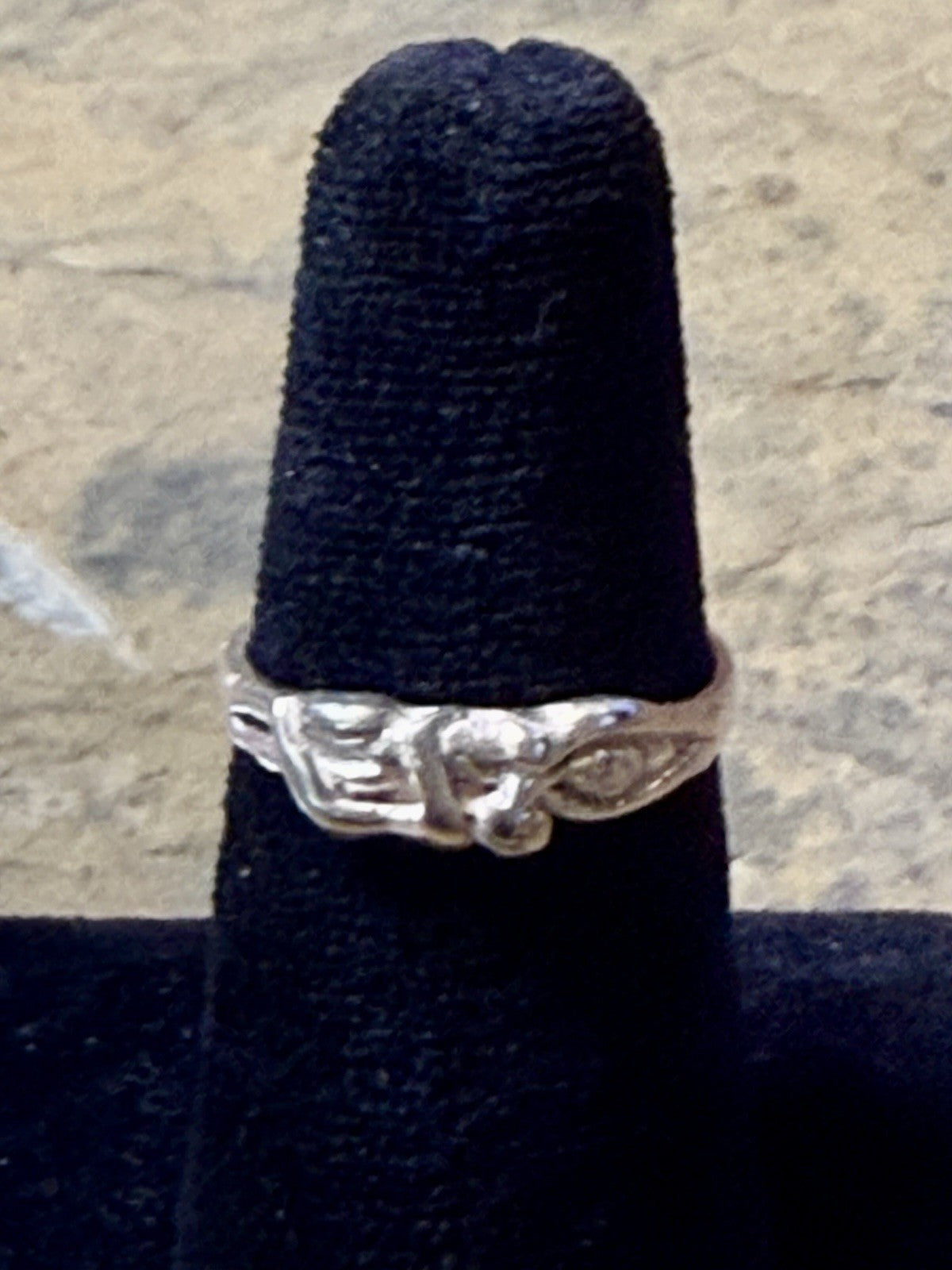 Vintage Estate Sterling Silver Lovers Entwined Explicit Ring - Size 9