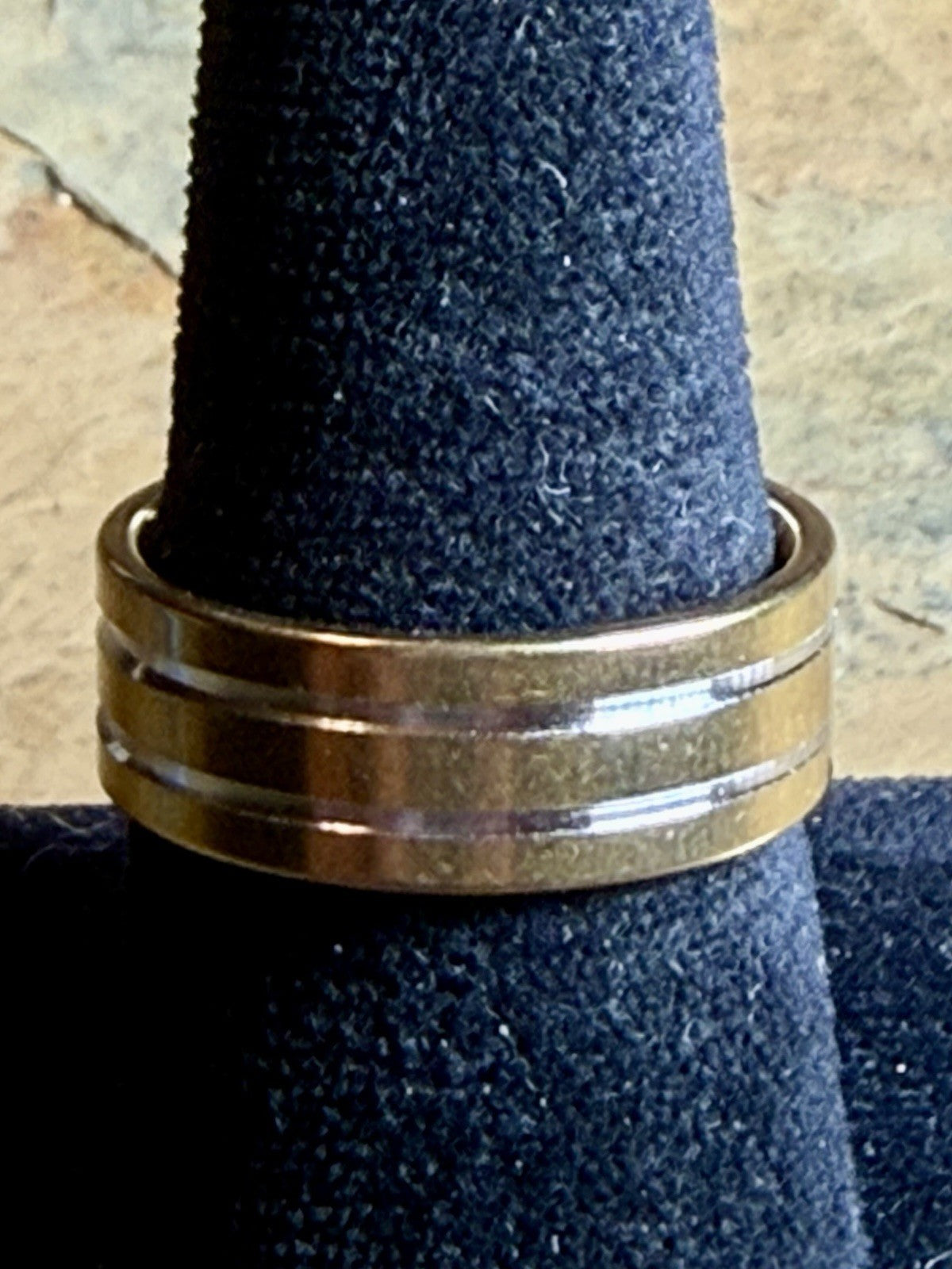Men’s Gold Tone Stainless Steel Wedding Band- Size 11