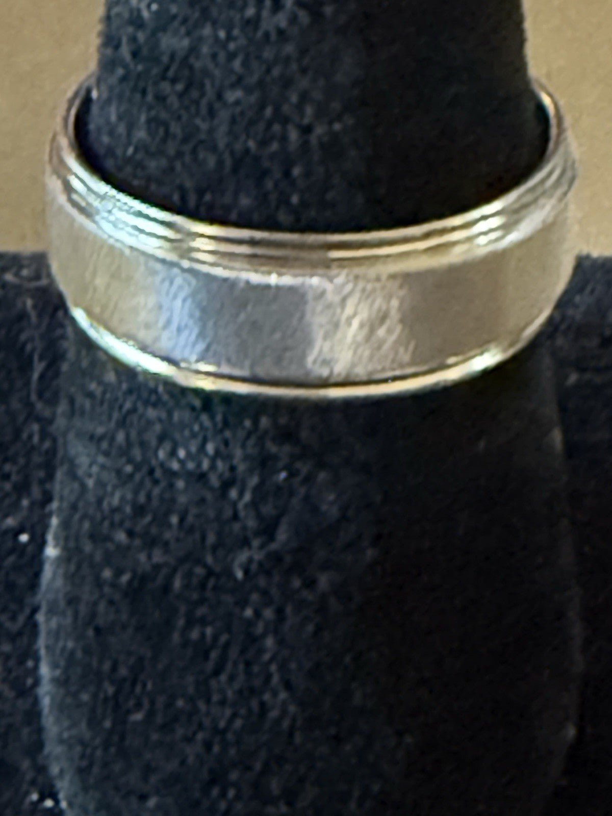 Men’s Stainless Steel Wedding Band -Size 10
