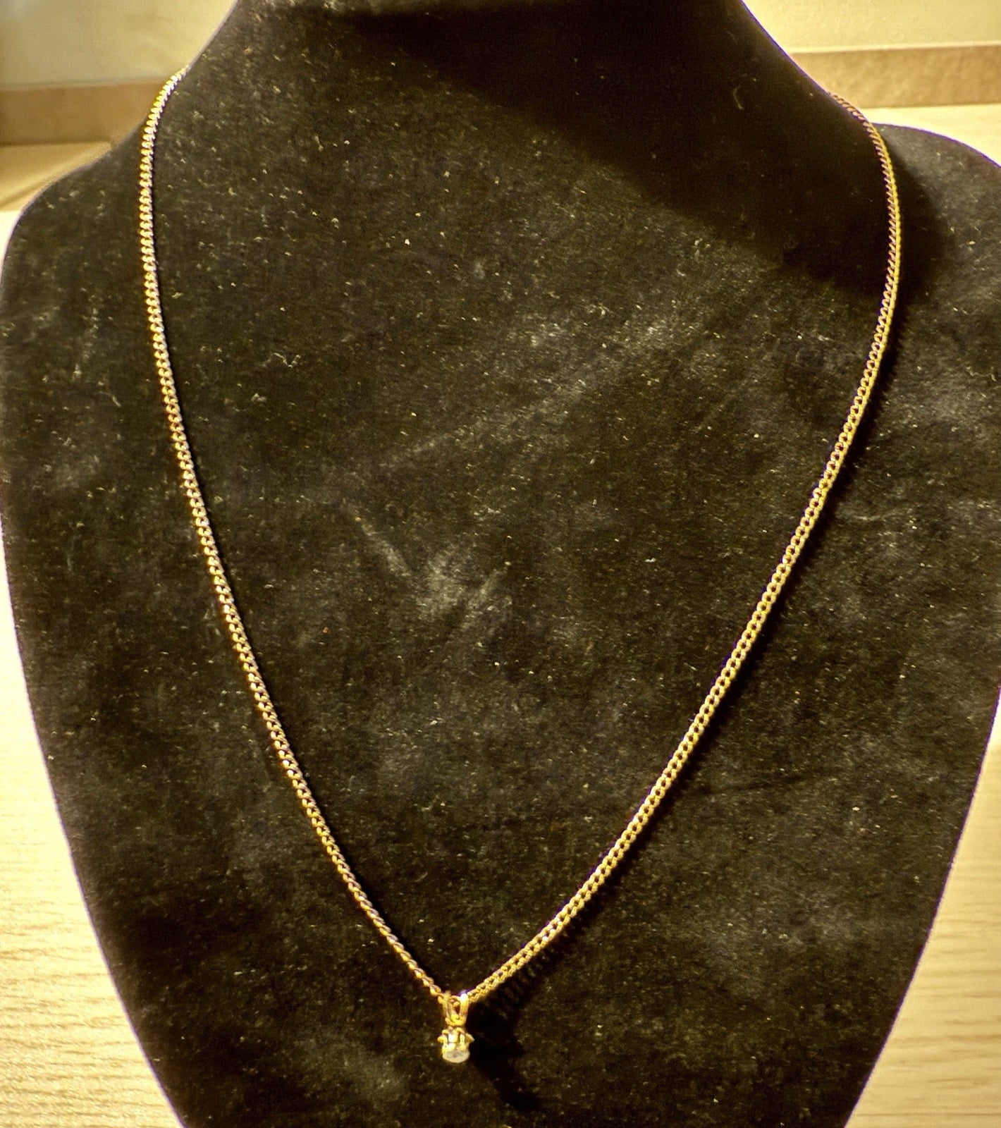 Vintage Gold Tone Necklace and Pendant 