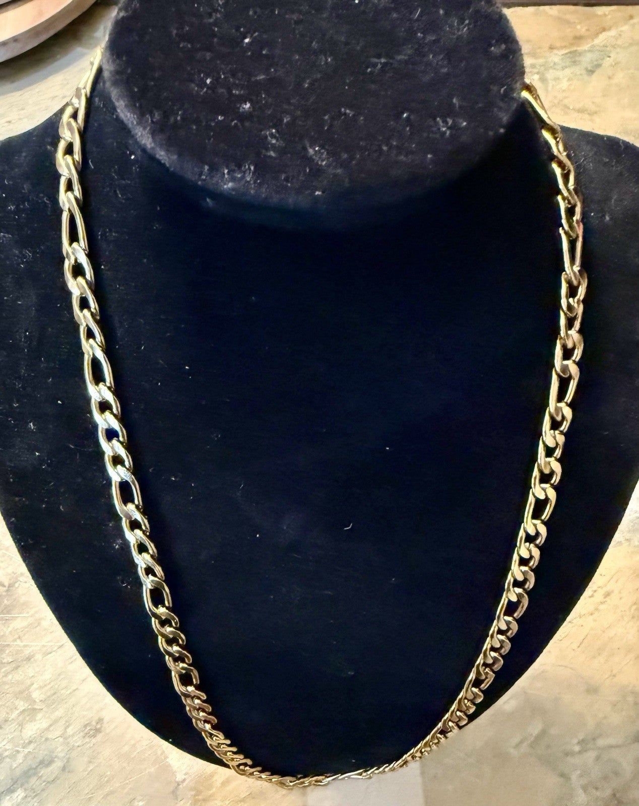 Gold Tone Cuban Link Chain (23.5”)