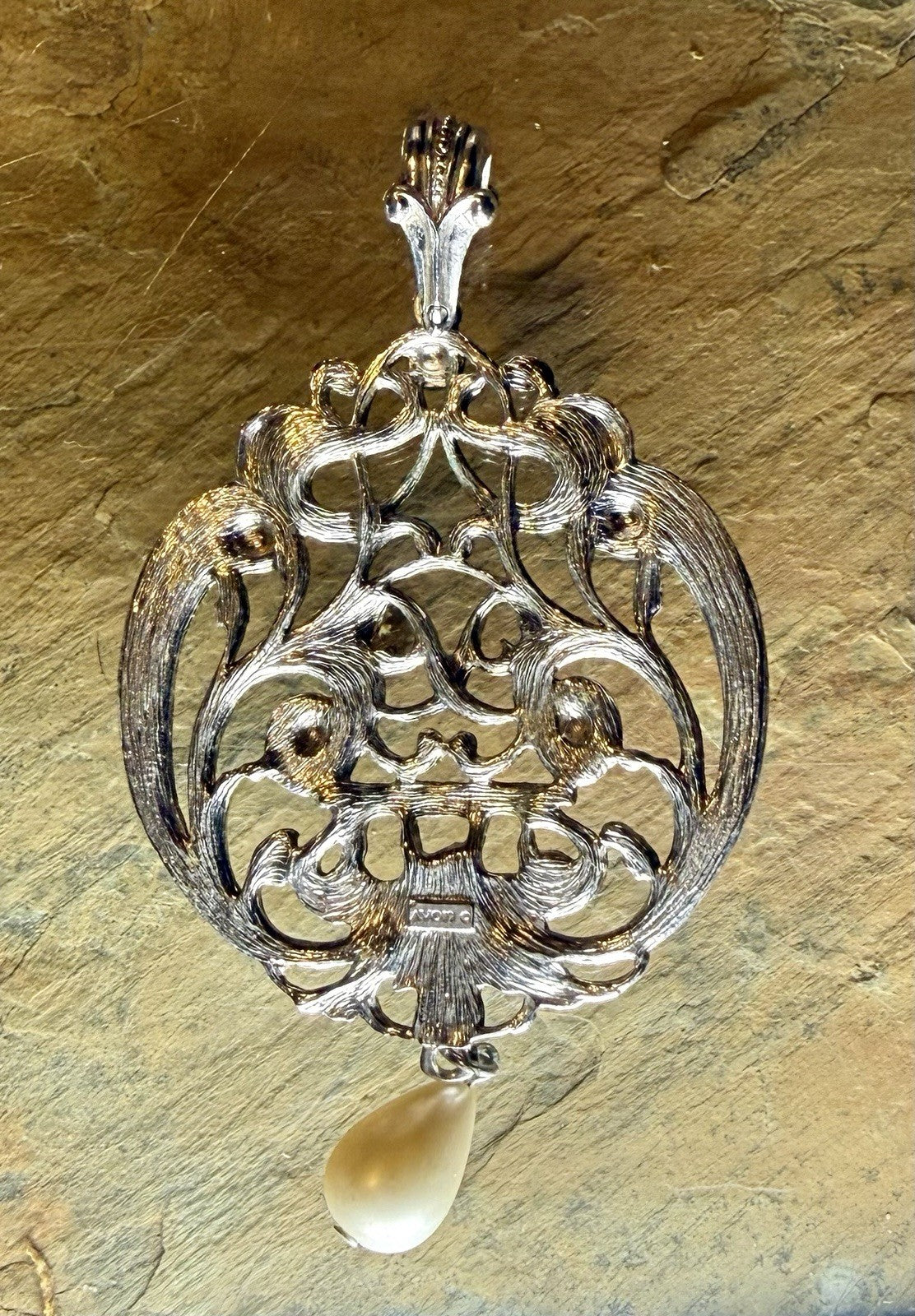  Vintage Avon "Medallion Pendant" 1974